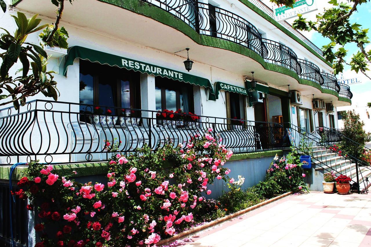 La Llave Del Campo Hotel ซิวดัด-โรดรีโก ภายนอก รูปภาพ