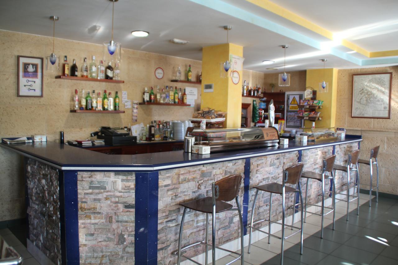 La Llave Del Campo Hotel ซิวดัด-โรดรีโก ภายนอก รูปภาพ