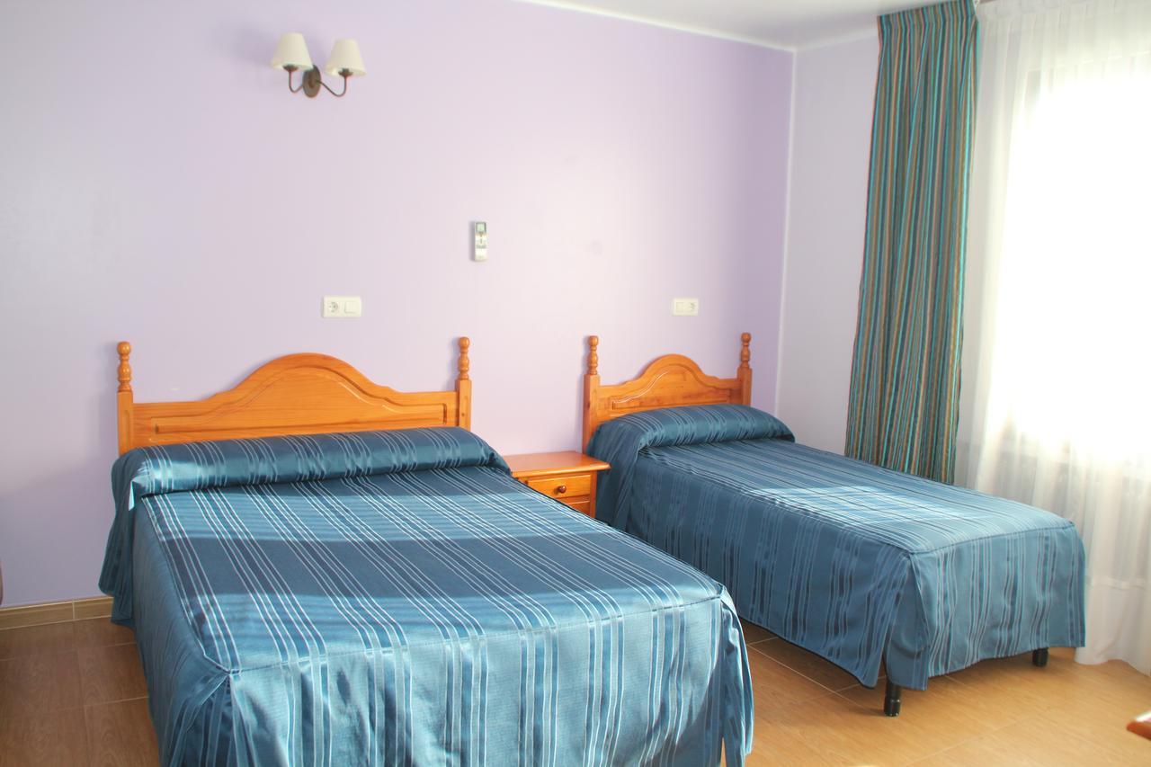 La Llave Del Campo Hotel ซิวดัด-โรดรีโก ภายนอก รูปภาพ