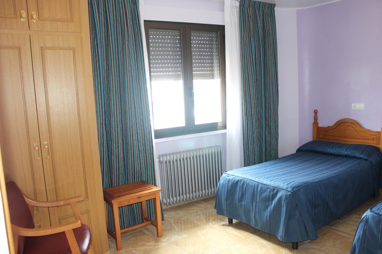 La Llave Del Campo Hotel ซิวดัด-โรดรีโก ภายนอก รูปภาพ