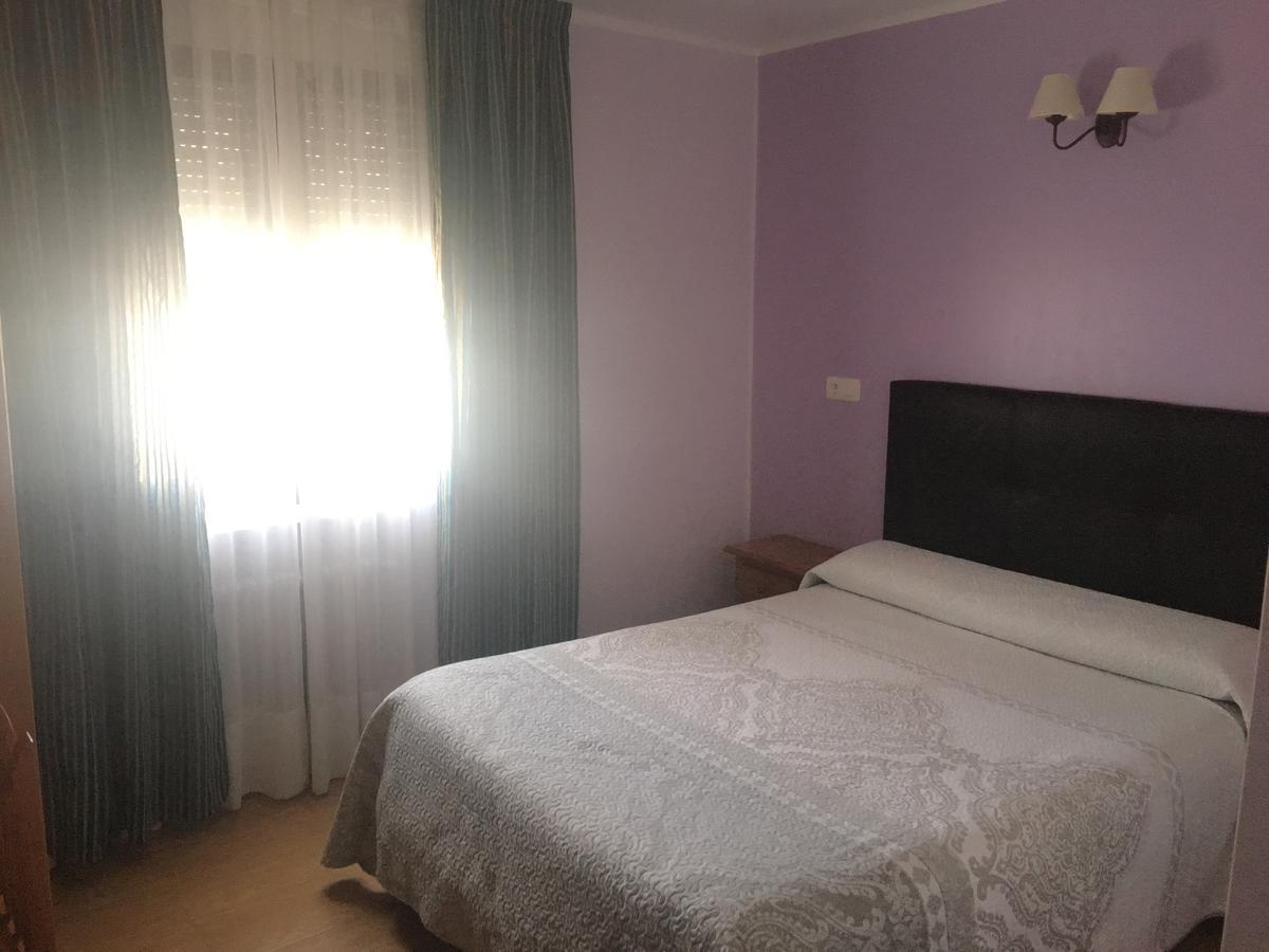 La Llave Del Campo Hotel ซิวดัด-โรดรีโก ภายนอก รูปภาพ