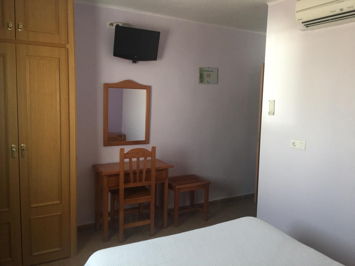 La Llave Del Campo Hotel ซิวดัด-โรดรีโก ภายนอก รูปภาพ